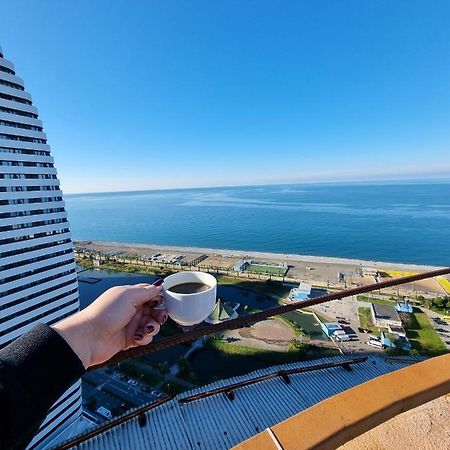 Darianna Batumi Hotel Bagian luar foto