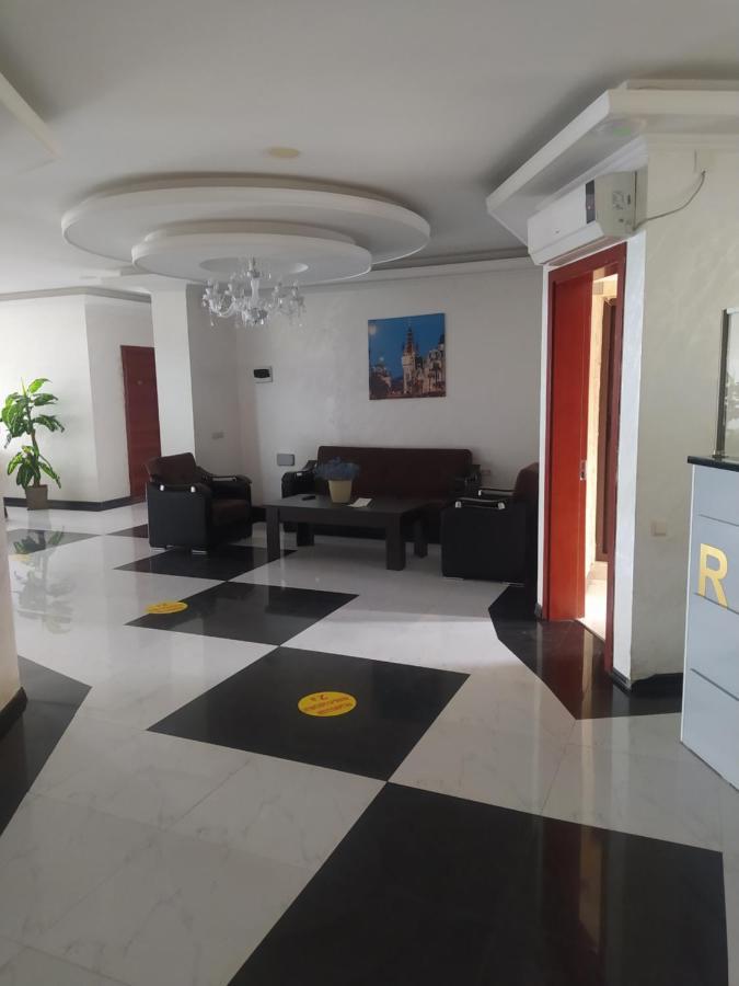 Darianna Batumi Hotel Bagian luar foto
