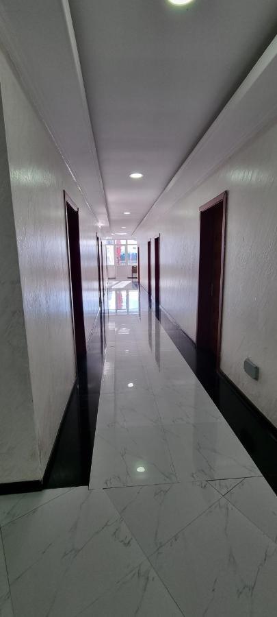 Darianna Batumi Hotel Bagian luar foto