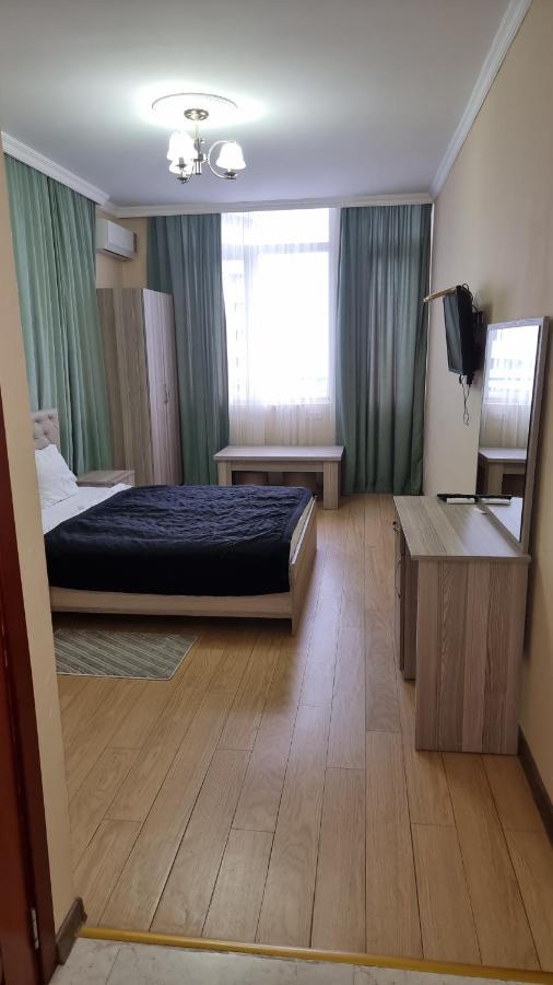Darianna Batumi Hotel Bagian luar foto